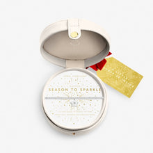 Load image into Gallery viewer, JOMA JEWELLERY | BAUBLE JEWELLERY BOX | SEASON TO SPARKLE