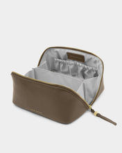 Load image into Gallery viewer, KATIE LOXTON | SOHO MEDIUM MAKE UP / WASH BAG | MINK