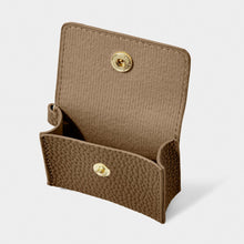 Load image into Gallery viewer, KATIE LOXTON | EVIE CLIP ON AIRPOD CASE | MINK