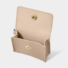 Load image into Gallery viewer, KATIE LOXTON | EVIE CLIP ON AIRPOD CASE | SOFT TAN