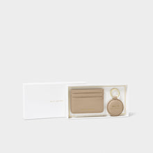 Load image into Gallery viewer, KATIE LOXTON | KEYRING & CARD HOLDER SET | MUM LOVE WONDERFUL | LIGHT TAUPE