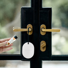 Load image into Gallery viewer, KATIE LOXTON | CERAMIC HANGER | MUM | FRESH LINEN AND LILY