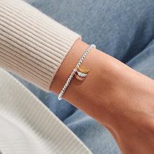 Load image into Gallery viewer, JOMA JEWELLERY | A LITTLE CHARMED MOMENTS | FEATHERS APPEAR WHEN LOVED ONES ARE NEAR BRACELET
