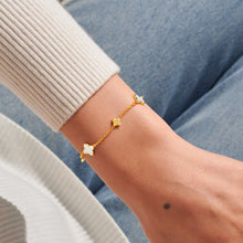 Load image into Gallery viewer, JOMA JEWELLERY | LOVED BY YOU | MOTHER OF PEARL CLOVER BRACELET
