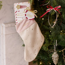 Load image into Gallery viewer, JOMA JEWELLERY | KIDS STOCKING A LITTLE GIFT SET WITH CLIPS | HAPPY CHRISTMAS BRACELET
